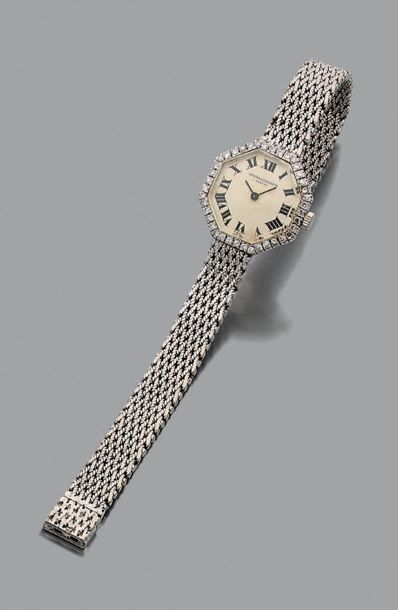 null LADIES' WATCH Diamonds, 18K gold (750).
Hand-wound movement.
Dial signed VACHERON...
