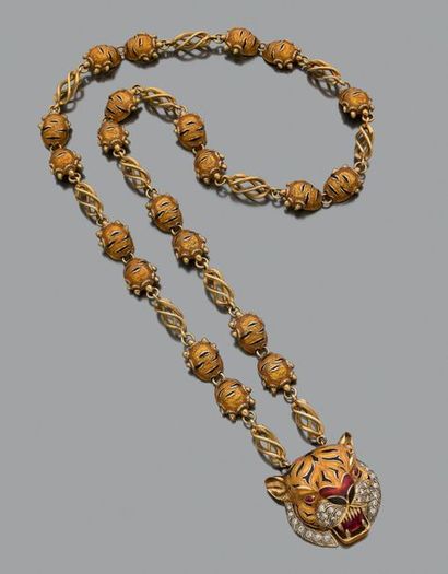 FRASCAROLO Tiger necklace. Orange, black and red enamel, diamonds and 18k (750) gold.
Signed
L.:...
