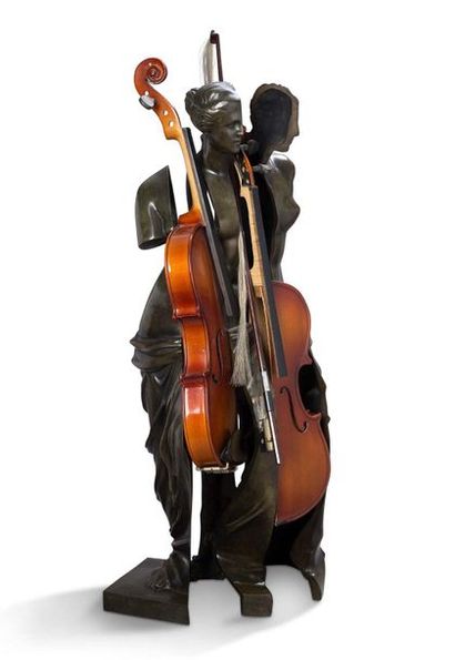 Fernandez ARMAN (1928-2005) 
La Vénus au violon, 1989
Bronze et technique mixte,...