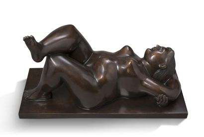 Fernando Botero (né en 1932) Reclining woman
Bronze, signé, marqué du cachet fondeur...