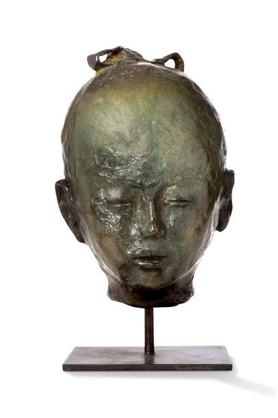 Jacques VOYET (1927-2010) Jacques VOYET (1927-2010)

Tête d'enfant

Epreuve en bronze,...