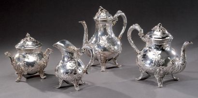 null Service à thé et café en argent de style Louis XV. Les corps décorés de médaillons...