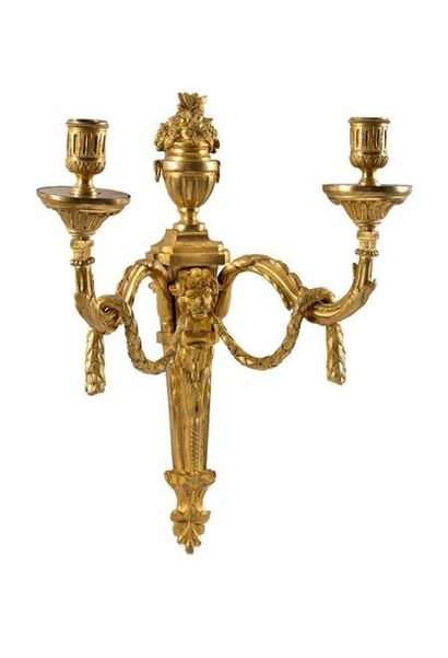 D'APRÈS JEAN-CHARLES DELAFOSSE (1734-1791) 
Pair of chased and gilt bronze sconces...