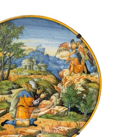 URBINO 
Plat en majolique italienne à décor historié « a istoriato» peinte en plein...