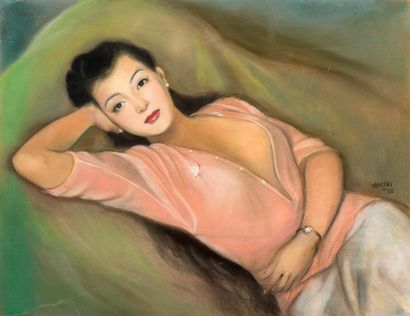 NGUYEN TRUC CHI (XXE) Young woman allanguie
Pastel on paper, signed and dated 1955...