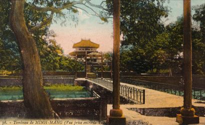 VIETNAM Set of six colourful postcards, representing the tombs of Thieu Tri, Minh...