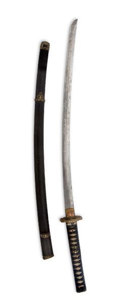JAPON Katana with blade in shinogi-zukuri, hamon in irregular gunome, nakago to a...