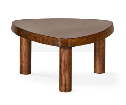 Pierre CHAPO (1927-1986) 
Table called T23
Elm
34 x 61.5 x 64 cm.
Circa 1960