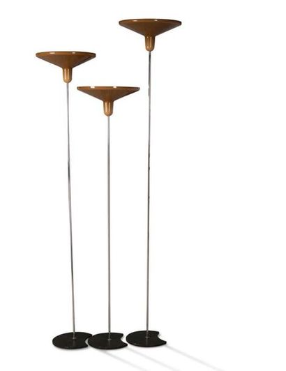 TRAVAIL ITALIEN 3 lampadaires
Aluminium, Abs
H.: 183 cm., 172 cm.; 161 cm.
Circa...