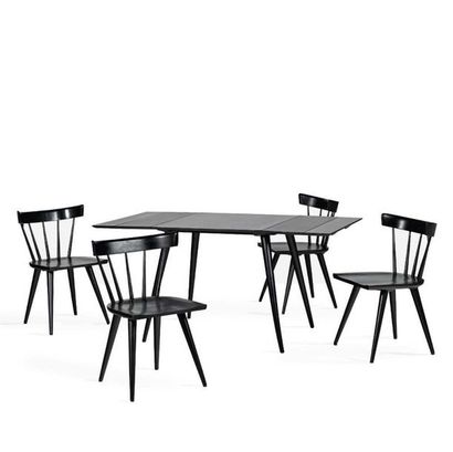 PAUL MCCOBB (1917-1969) 
Table, 4 chaises de la série Planner group
Bouleau teinté
Chaise:...