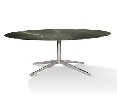 FLORENCE KNOLL (1917) 
Table dite Oval
Marbre, acier
70 x 198 x 122 cm.
Knoll, 1...