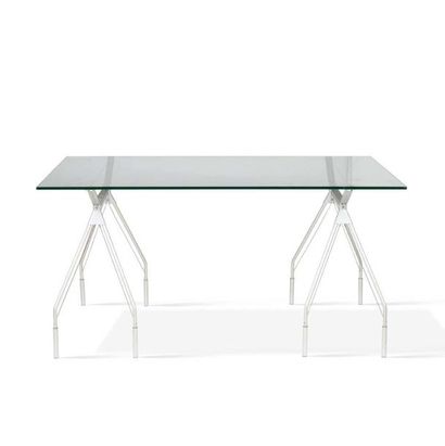 LAURA DE LORENZO & STEFANO STEFANI Table bureau
Verre, acier
75 x 145 x 95 cm.
Pallucco,...