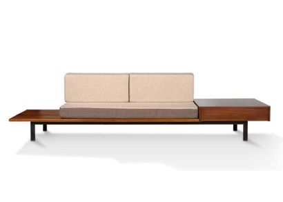 Charlotte PERRIAND (1903-1999) 
Banquette
Acajou, placage d'acajou, formica, métal,...