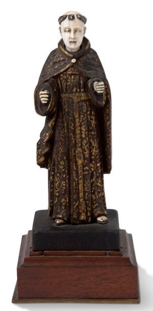 TRAVAIL INDO-PORTUGAIS DU XVIIIE SIÈCLE 
Saint standing in his monk's habit wearing...
