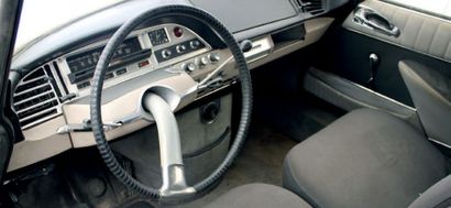 1966 - Citroën DS 21 Pallas Véhicule à restaurer. Vendu sans contrôle technique.
Nous...