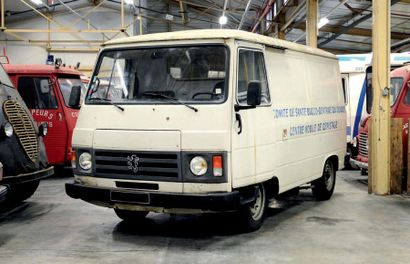 1984 - Peugeot J9 fourgon Nous informons les acheteurs que ce véhicule fut peu utilisé...