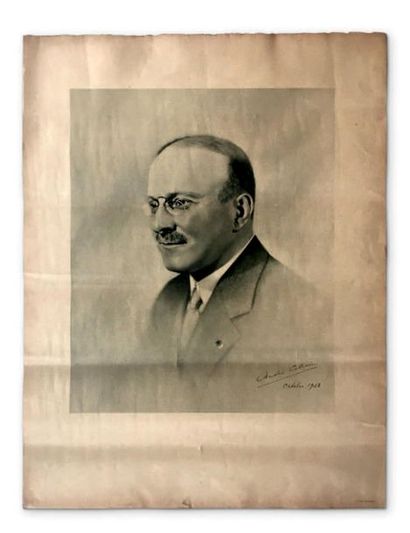 André Citroën 
Portrait
Signé et daté Octobre 1928 dans la planche. Studio Lorette,...