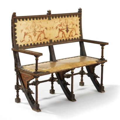 Carlo BUGATTI (1856-1940) 
BANQUETTE Structure in blackened wood and walnut with...