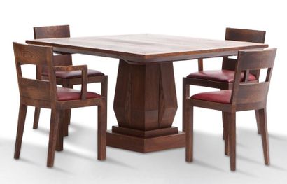 Suzanne AGRON EATING ROOM TABLE In solid oak stained and waxed, square oak veneer...