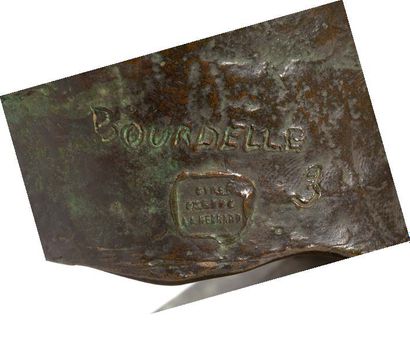 ANTOINE BOURDELLE (1861-1929) Tête non guerrière, circa 1900-1902
Bronze à patine...