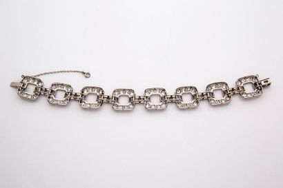 null BRACELET «DIAMANTS»
Diamants taille ancienne, or gris 18K (750)
L.: 18.5 cm...