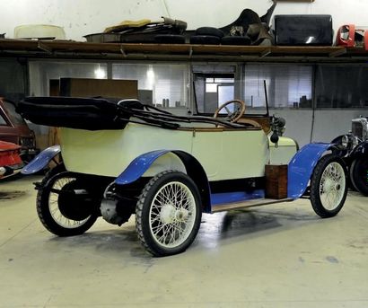 circa 1913 Panhard & Levassor X19 Belle restauration
Moteur d’origine
Performante...