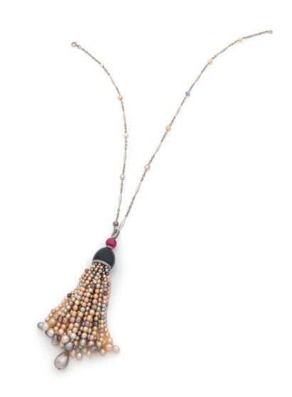 null NECKLACE "PERLES FINES"
Pompon pendant, multicoloured fine pearls, ruby pearl...