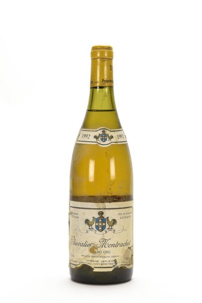 null 1 B CHEVALIER-MONTRACHET (Grand Cru) (2,8 cm; e.t.a; clm.s avec légers accrocs;...