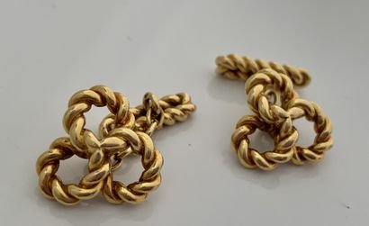 HERMES "CORDAGE"
Pair of cufflinks
18K (750) gold
Signed and numbered, box
L.: approx....