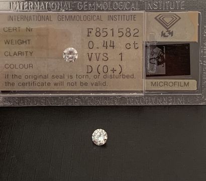 BOTH 2 DIAMONDS 钻石重量：0.49和0.44克拉 附带IGI证书证明：...