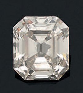  纸上钻石 程度切割钻石。伴随着它的证书LFG N° 351248，证明了:类型...