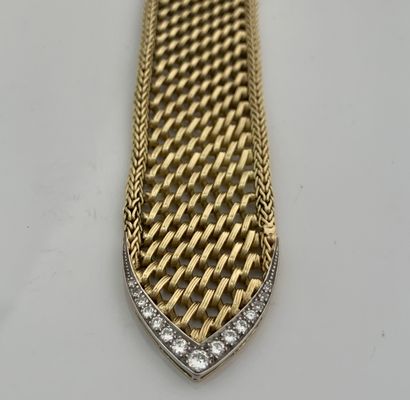 null BRACELET "BELT"
Diamond clasp, 18K (750) gold mesh, platinum (850)
L.: approx....