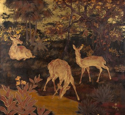 TRAN PHUC DUYEN (1923-1993) 
Deer, 1949 


Lacquered, signed and dated lower right

19...