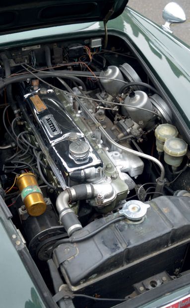 1966 Austin-Healey 3000 MK3 BJ8 
3000型的最新演变

配置不错

严格维护

收藏家的法国汽车登记文件

底盘号：HBJ8L36160。



Austin-Healey...