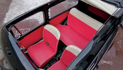 1973 Fiat 500 Giardiniera 
Atelier 500最近的修订

旧物修复

准备上路了

法国收藏家登记

底盘号：295338

3月初安装了4个新轮胎



闻名全球的500，让菲亚特在国际上的知名度大增。和甲壳虫、911一样，它的名气很大，最近几年，它又以你所知道的现代形式出现了。1957年7月，第一辆菲亚特Nuova...