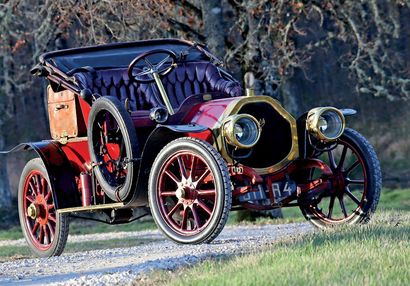 1907 Ariès Type 0 23 SPIDER 14/18 ch 
In the same family since 1946

Slight restoration...