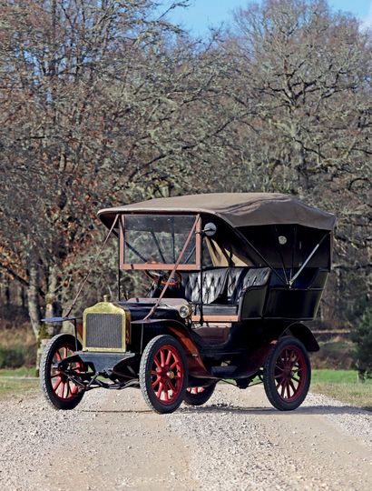 1905 Demeester Voiturette Torpedo 8 cv 
Rarissime…

Dans la même famille depuis 1966

Etat...