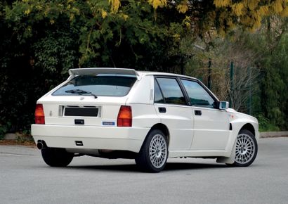 1994 Lancia Delta HF Integrale EVO 2 White Pearl 
Rare série limitée White Pearl

Seulement...