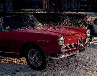 1964 Alfa Romeo 2600 Spider Touring 
生产的2,255辆敞篷车中的一辆。

高质量的修复

超级雷吉拉车身工程

比利时流通债券

底盘：AR...