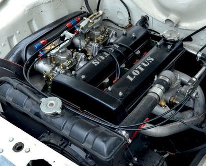 1963 Ford Cortina LOTUS 
新发动机

神话女运动员

有资格参加许多比赛

法国汽车登记文件

底盘号：Z74C066086J。



20世纪60年代初，科林-查普曼为他的新小跑车Lotus...