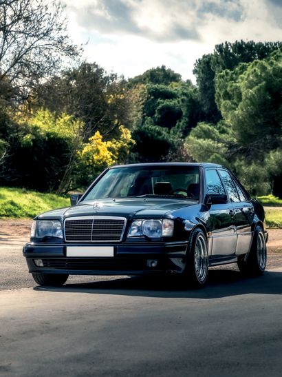 1994 Mercedes-Benz E60 AMG 
最终的W124

不到76 000公里

罕见的E60 AMG版本

法国汽车注册正在进行中

底盘号：WDB1240361C118912。



奔驰500...