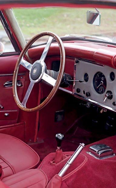 1959 Jaguar XK 150 3.4L Coupé 
Nice general presentation

Healthy car in good working...
