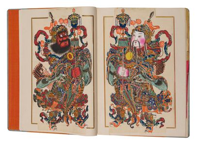 null 
"中国民俗画"



作者：ALBERT NACHBAUR，北京出版商，北京，1930年1月30日。



特别为Horace Finaly印制的副本。图文丰富，有彩色木版画和大量插图；增加了书法和版画。真丝封面，红花背景上绣着蓝色单色。在其纸板装订中。



H.55厘米----40厘米(磨损和破损)



B.先生的私人收藏

法国





中国...