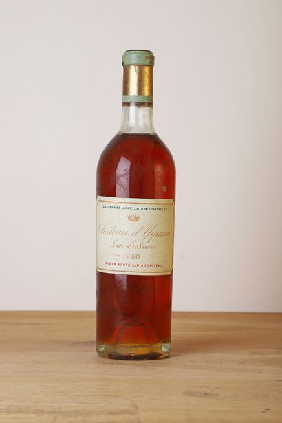 null 1 B CHATEAU D'YQUEM (T.L.B.; light e.t.h.; stamped capsule with 1 side tear...