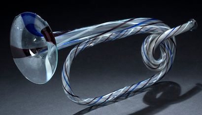 null Blown glass trumpet with blue, red and white nets.
France or Germany, XIXth...