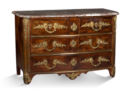 null REGENCY COMMODE in exotic wood veneer, inlaid with butterfly wings, opening...