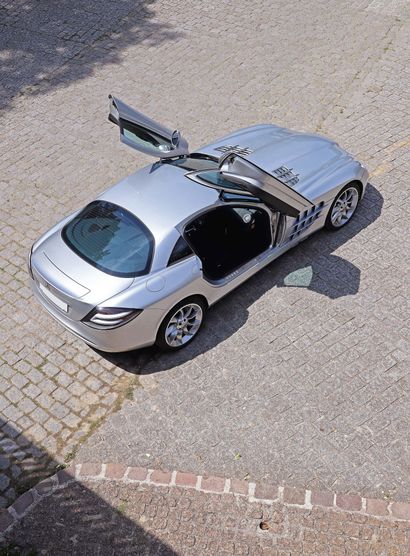 Mercedes-Benz SLR McLaren 2007 
法国注册

底盘：WDD1993761M000624

只有三个业主

新交付给Gildo Pasto-Pallenca。

小册子、手册、发票、复制的钥匙和定制的封面...