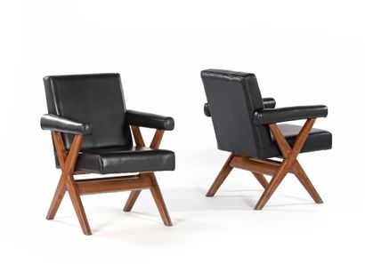 PIERRE JEANNERET (1896-1967) 
Exceptional pair of X-Leg Armchairs by Pierre Jeanneret

33...
