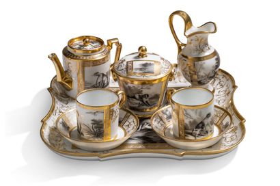 null BORDEAUX, fin du XVIIIème siècle 

Déjeuner en porcelaine

comprenant un plateau...