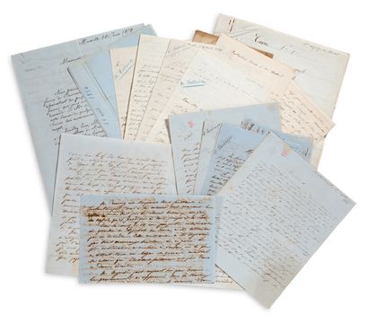 LAMARTINE Alphonse de (1790-1869) 


《东游记》和《新东游记》(1851年)的作者手稿，以及关于这次旅行的信件和文件档案(1850年)。



一套关于他在东方旅行的重要手稿，以及关于他第二次旅行和他在士麦那附近的布尔哈兹-奥瓦庄园的信件和文件。



在1832-1833年的漫长东方之旅之后，拉马丁于1835年出版了他的《东方之旅》，获得了巨大的成功。拉马丁在政治上受挫，财政上陷入困境后，曾在东方问题上为土耳其做了很好的辩护，他从苏丹阿卜杜勒



Medjid那里获得了斯麦尔纳（伊兹密尔）附近布尔哈兹-奥瓦的大块土地。他派他的马孔朋友夏尔-罗朗去占有它，并决定在1850年6月21日至8月6日第二次前往土耳其期间前往他的土地。在不幸的开发尝试和缺乏资本的情况下，拉马丁将



布格哈兹-奥瓦归还给苏丹，以换取年金。新东游记》于1851年出现在Lamartine的评论Les...